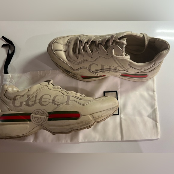 Gucci Men’s Rython Sneaker with GUCCI Logo, size 9 - Picture 3 of 3